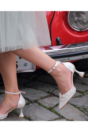 کفش مجلسی سفید زنانه چرم مصنوعی پاشنه نازک پاشنه متوسط ( 5 - 9 cm ) کد 449071610