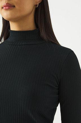 بادی مشکی زنانه یقه نیم ماهیگیر urban focus - کد 442072325