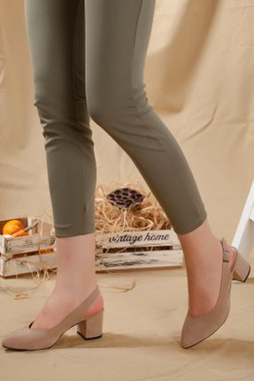 کفش پاشنه بلند کلاسیک بژ زنانه چرم مصنوعی پاشنه ضخیم پاشنه کوتاه ( 4 - 1 cm ) کد 82976629