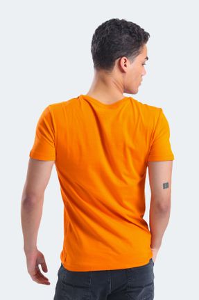 تی شرت نارنجی مردانه رگولار یقه گرد پنبه - پلی استر تکی کد 653812116