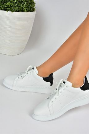 کفش اسنیکر سفید زنانه بند دار چرم مصنوعی کد 234047431