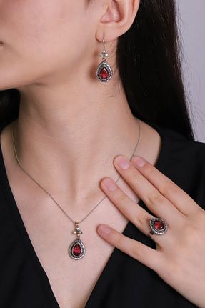 ست نقره زرشکی زنانه زیرکن Beyisa - کد 131397539