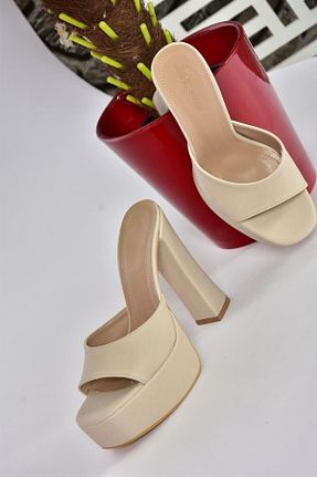 کفش پاشنه بلند کلاسیک بژ زنانه پارچه ای Fox Shoes - کد 673766910