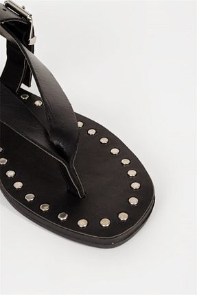 صندل مشکی زنانه پاشنه تخت Shoes & More - کد 44448326