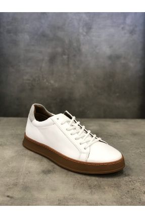 کفش کژوال سفید مردانه چرم طبیعی پاشنه کوتاه ( 4 - 1 cm ) پاشنه ساده کد 679396337