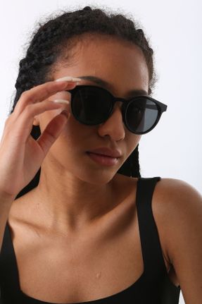 عینک آفتابی مشکی زنانه 50 UV400 مات بیضی کد 681390855