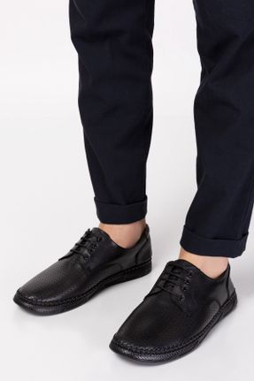 کفش کژوال مشکی مردانه چرم طبیعی پاشنه کوتاه ( 4 - 1 cm ) پاشنه ساده کد 685492837