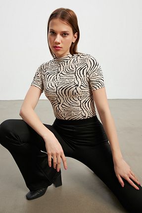 بلوز بژ زنانه ساده Bipantolon - کد 685735788