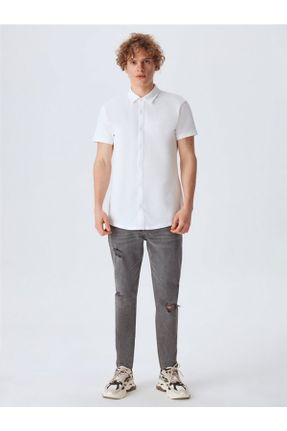 پیراهن سفید مردانه پنبه - پلی استر - الاستن اسلیم فیت یقه پیراهنی کد 107109010