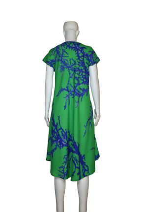 لباس سبز زنانه بافتنی ویسکون طرح گلدار اورسایز آستین-کوتاه کد 688833690