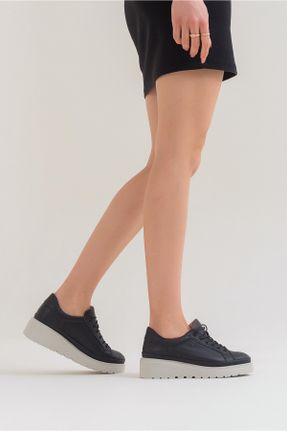 کفش کلاسیک مشکی زنانه چرم طبیعی پاشنه کوتاه ( 4 - 1 cm ) کد 691097021