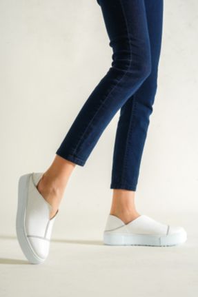 کفش اسنیکر سفید زنانه چرم طبیعی چرم طبیعی کد 55470004