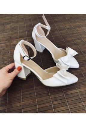 کفش پاشنه بلند کلاسیک سفید زنانه پاشنه متوسط ( 5 - 9 cm ) پاشنه ضخیم چرم مصنوعی کد 87928471