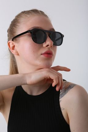 عینک آفتابی مشکی زنانه 52 UV400 بیضی کد 673957341