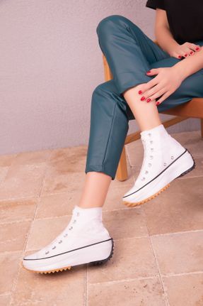 کفش اسنیکر سفید زنانه بند دار چرم مصنوعی کد 702170402