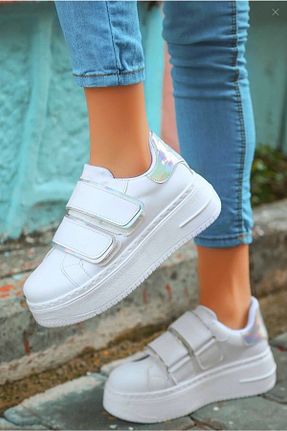 کفش اسنیکر سفید زنانه چسبی Scarpebutik - کد 711643589