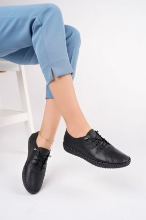 کفش کژوال مشکی زنانه چرم طبیعی پاشنه کوتاه ( 4 - 1 cm ) پاشنه ساده کد 709190789