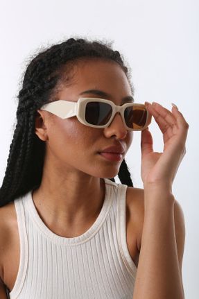 عینک آفتابی بژ زنانه 50 UV400 مات مستطیل کد 723296002