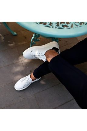 کفش کژوال سفید مردانه چرم طبیعی پاشنه کوتاه ( 4 - 1 cm ) پاشنه ساده کد 728883918