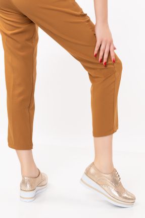 کفش آکسفورد طلائی زنانه چرم طبیعی پاشنه متوسط ( 5 - 9 cm ) کد 730652037