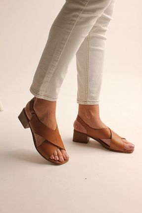 صندل قهوه ای زنانه پاشنه ضخیم Maiss Shoes - کد 712416648