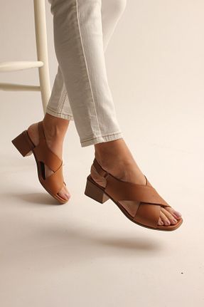 صندل قهوه ای زنانه پاشنه ضخیم Maiss Shoes - کد 712416648