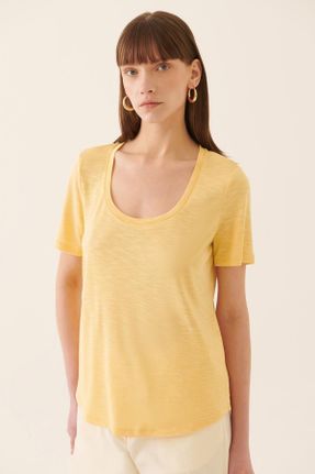 تی شرت زرد زنانه یقه گرد رگولار تکی کد 732703248