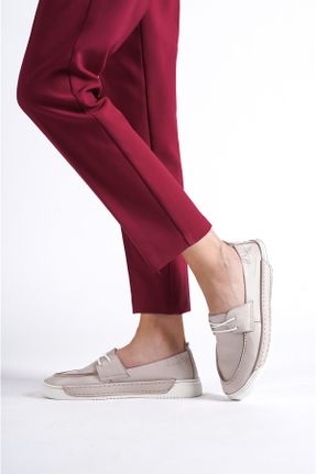 کفش کژوال طوسی زنانه چرم طبیعی پاشنه کوتاه ( 4 - 1 cm ) پاشنه ساده کد 723770825
