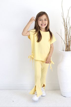 ست بالاتنه و پائین تنه زرد بچه گانه بافتنی le petit sole - کد 738508050