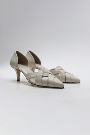 کفش پاشنه بلند کلاسیک بژ زنانه پاشنه نازک پاشنه متوسط ( 5 - 9 cm ) چرم طبیعی کد 741354472