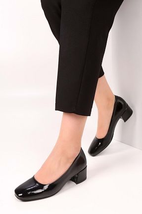 کفش پاشنه بلند کلاسیک مشکی زنانه چرم مصنوعی Shoeberry - کد 738580623