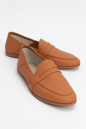 کفش لوفر قهوه ای زنانه چرم طبیعی پاشنه کوتاه ( 4 - 1 cm ) کد 744579964
