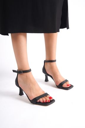 کفش پاشنه بلند کلاسیک مشکی زنانه پاشنه متوسط ( 5 - 9 cm ) پاشنه نازک کد 148491267