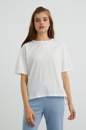 تی شرت سفید زنانه رگولار یقه گرد تکی کد 747729833