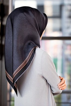 روسری مشکی İpek Tivil Vissona - کد 290738435