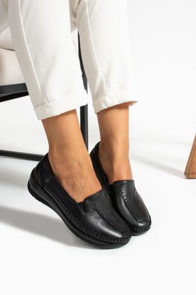کفش کژوال مشکی زنانه چرم طبیعی پاشنه کوتاه ( 4 - 1 cm ) پاشنه ساده کد 752263536