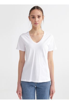 تی شرت سفید زنانه اورسایز یقه هفت تکی بیسیک کد 81838945