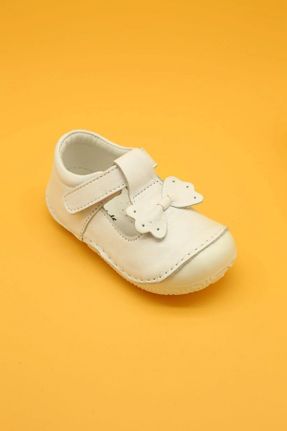 کفش کژوال سفید بچه گانه چرم طبیعی پاشنه کوتاه ( 4 - 1 cm ) پاشنه ساده کد 39380503