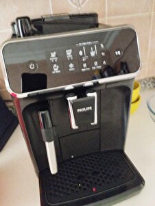 Philips 2200 Series Ep2220/10 Fully Automatic Espresso Machine