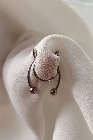 Gümüş Renk Çelik Kıstırmalı Fake Septum Göğüs Ucu Piercing