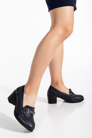 Kadın Hakiki Deri Tokalı Klasik Topuklu Ayakkabı