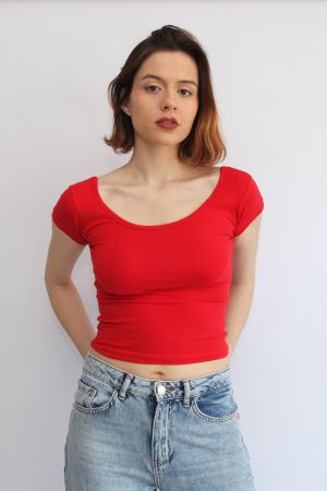 Kadın Kırmızı Geniş Yaka Crop Top T-shirt