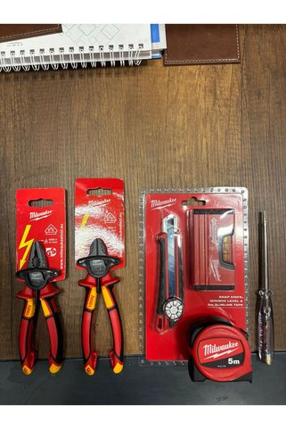 Milwaukee 1000 V Ağır Hizmet 6 Parça Tam Profesyonel Usta Seti Made In Germany 160 MM Pense 160 MM Yan Keski