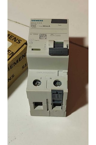 Siemens 2*25A -30mA SİEMENS KAÇAK AKIM RÖLESİ