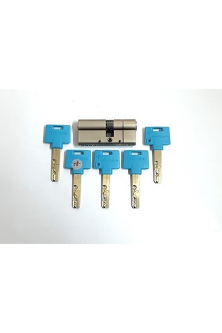 Mul-T-Lock Multlock Mtl600 Interactive Yüksek Güvenli Tuzaklı Çelik Takviyeli Barel 69mm 5 Anahtar