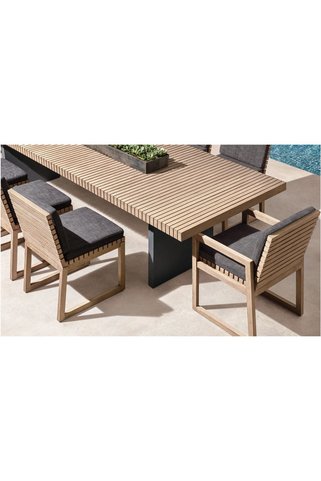 Latanwood Ontorio Ahşap Bahçe Yemek Masası