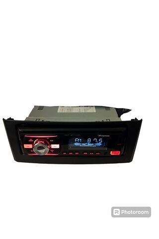 CAR Bluetooth Punto Linea Uyumlu Teyp Bulutud Usb Aux Mp3 Çalar Çerçevesiyle 4x55 Watt 2 Yıl