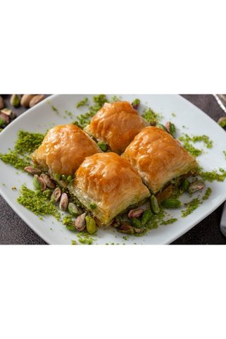 İzol Gurme Lezzetler Izol Fıstıklı Baklava (1 Kg )