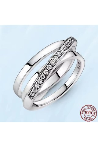 Lovecharm Üçlü Iç Içe Geçmiş Bant Yüzük Tarz