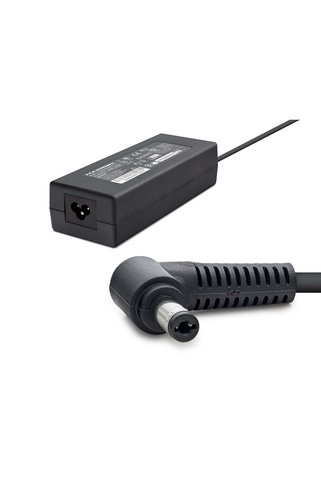 HADRON HD8800 Laptop Adaptörü 120W 19V 6.32A 5.5x2.5 mm Siyah